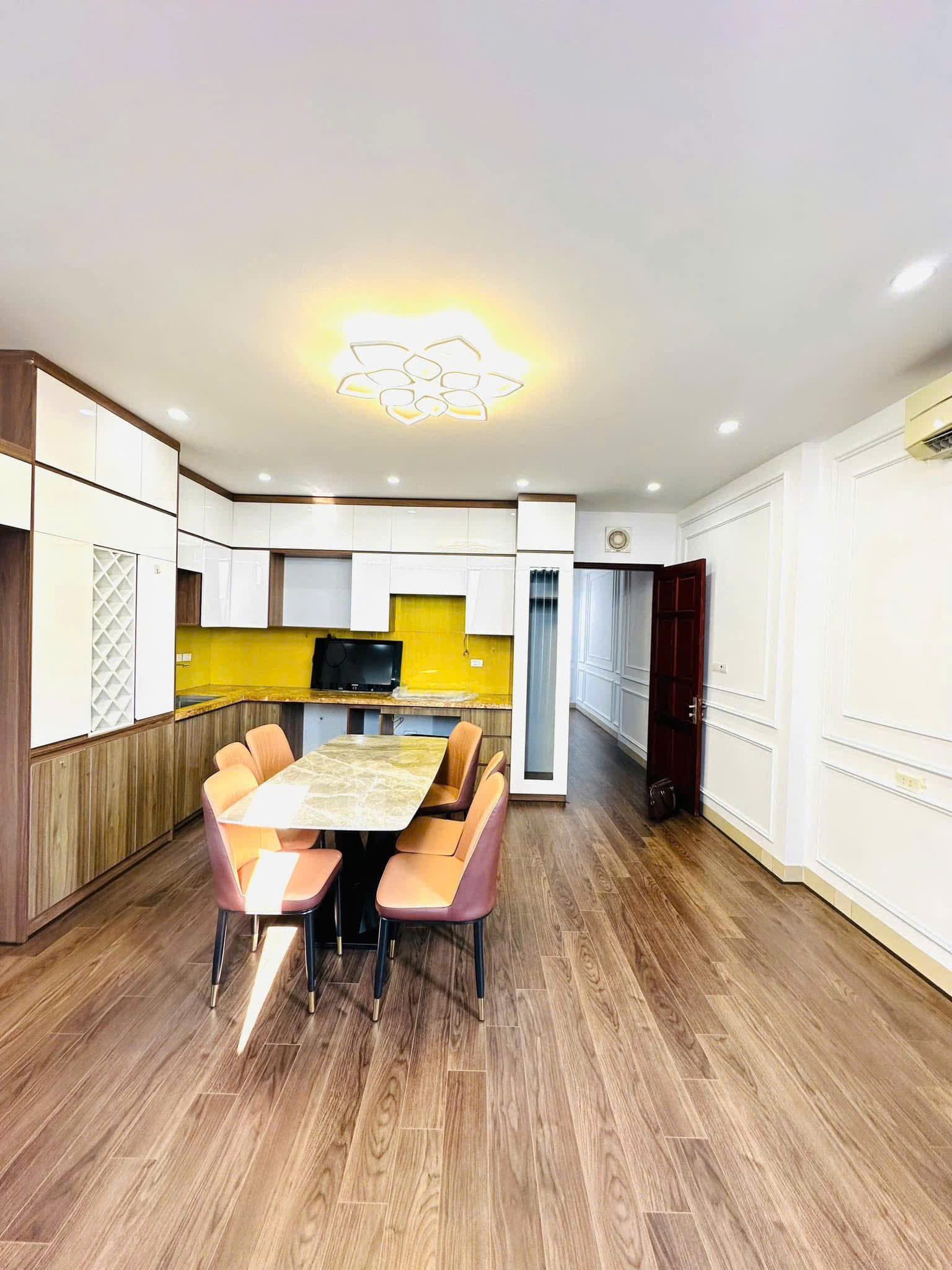 #BánNhàHàĐông #LiềnKềVănPhú #NhàĐẹpHàĐông #BấtĐộngSảnHàNội #NhàVănPhòngHàĐông #TULUU