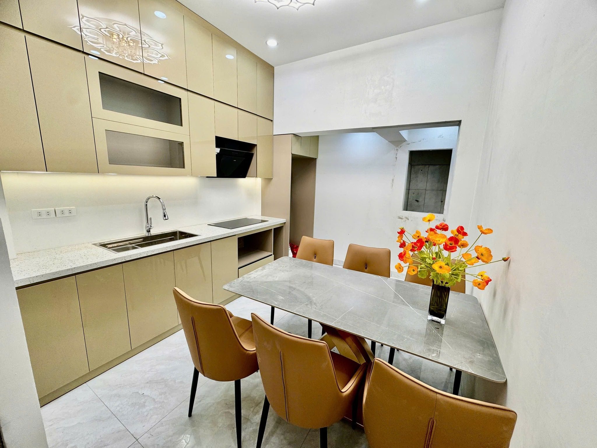 bán nhà vạn phúc, gara, thang máy, đủ nội thất, ở ngay 5