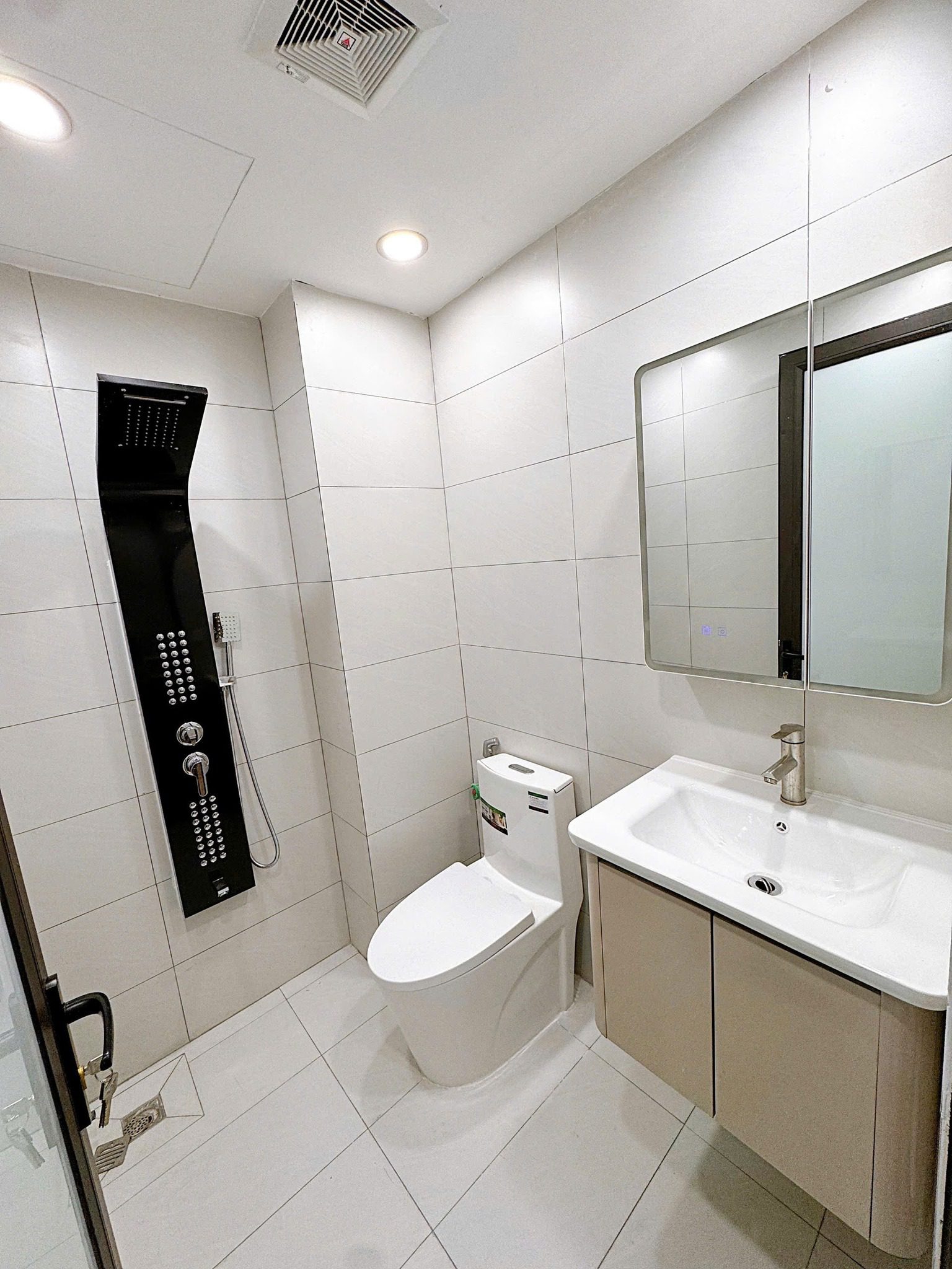 bán nhà vạn phúc, gara, thang máy, đủ nội thất, ở ngay 9