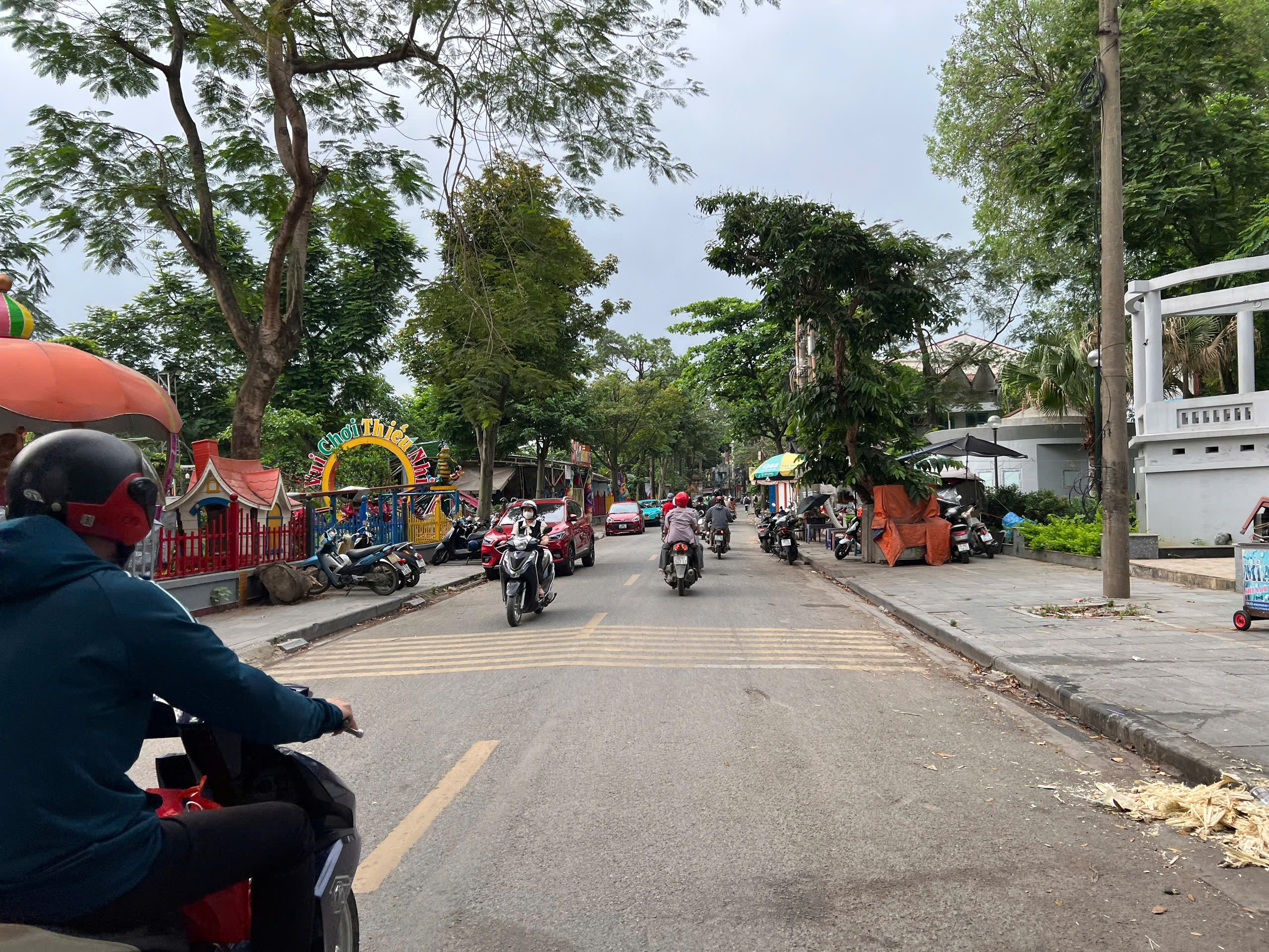 BÁN NHÀ NGUYỄN TRÃI HÀ ĐÔNG 3 MẶT NGÕ