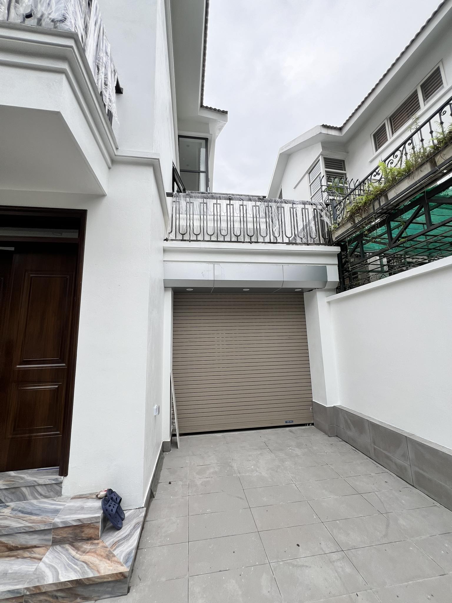 ban-biet-thu-van-phu-200m2-mat-tien-10m2