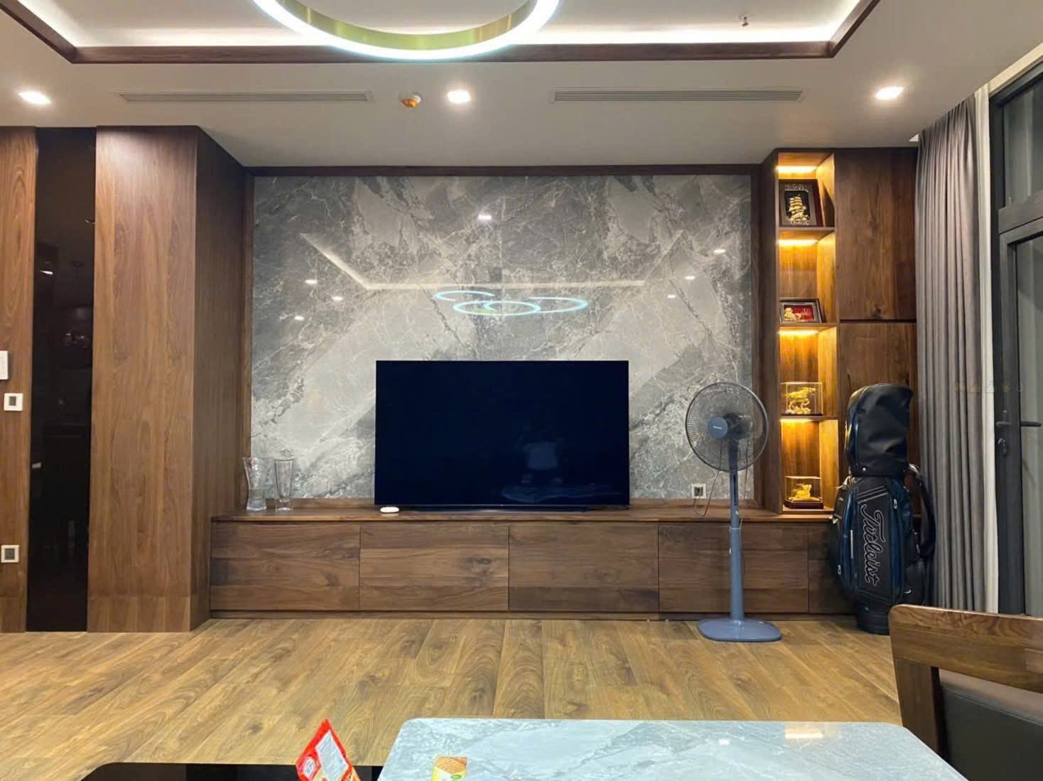 ban-can-goc-3pn-vinhomes-metropolis-m3.6