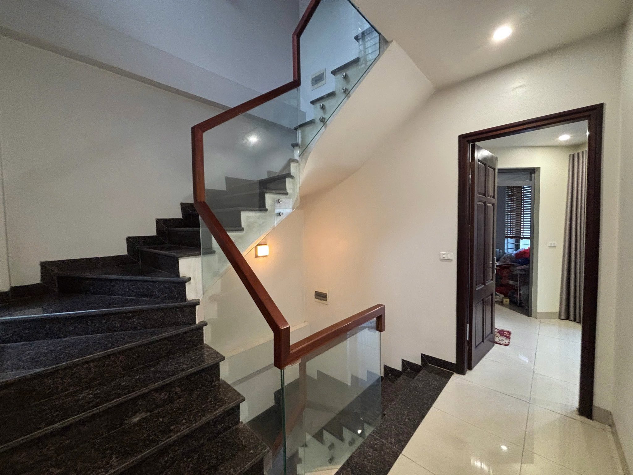 ban-nha-lo-goc-kdt-phu-luong-75m2-mt-16-5m-kinh-doanh2