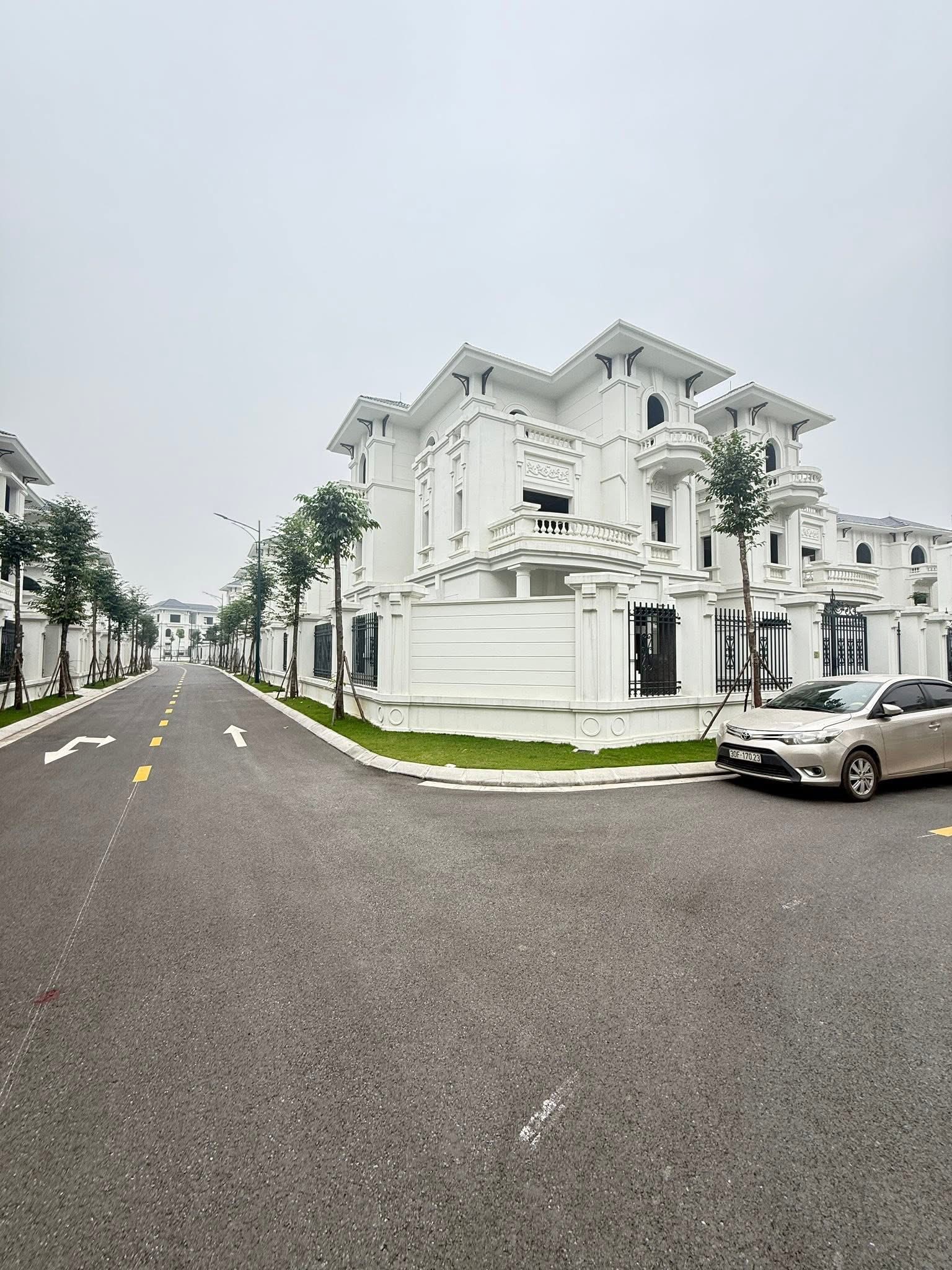 biet-thu-don-lap-300m2-vuon-cam-vinapol2